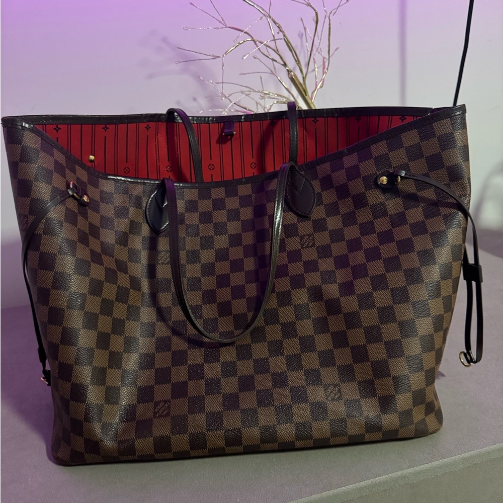 Louis Vuitton Neverfull GM Damier Ebene Canvas Tote Bag Women